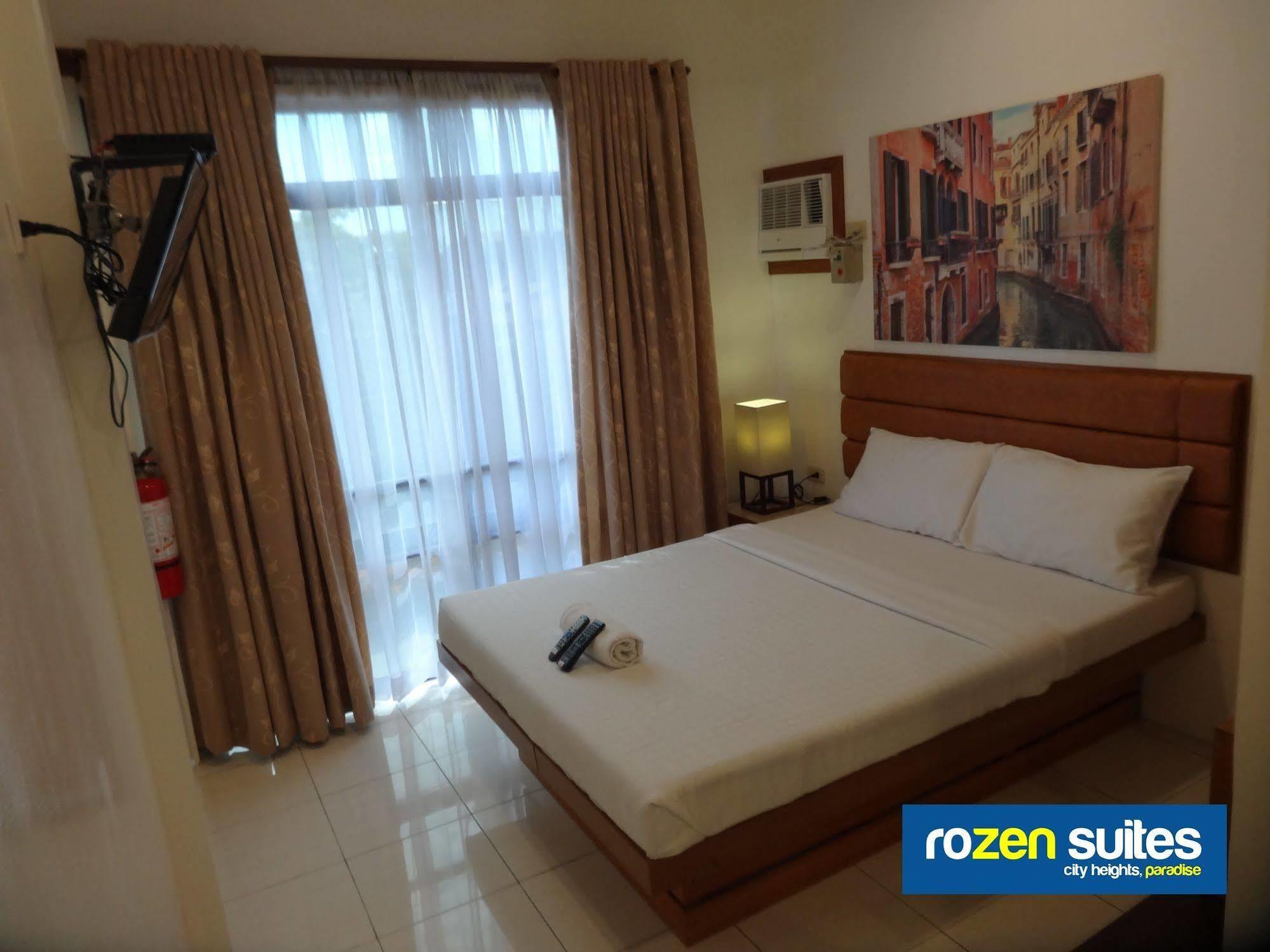 Rozen Suites Paradise General Santos City Buitenkant foto