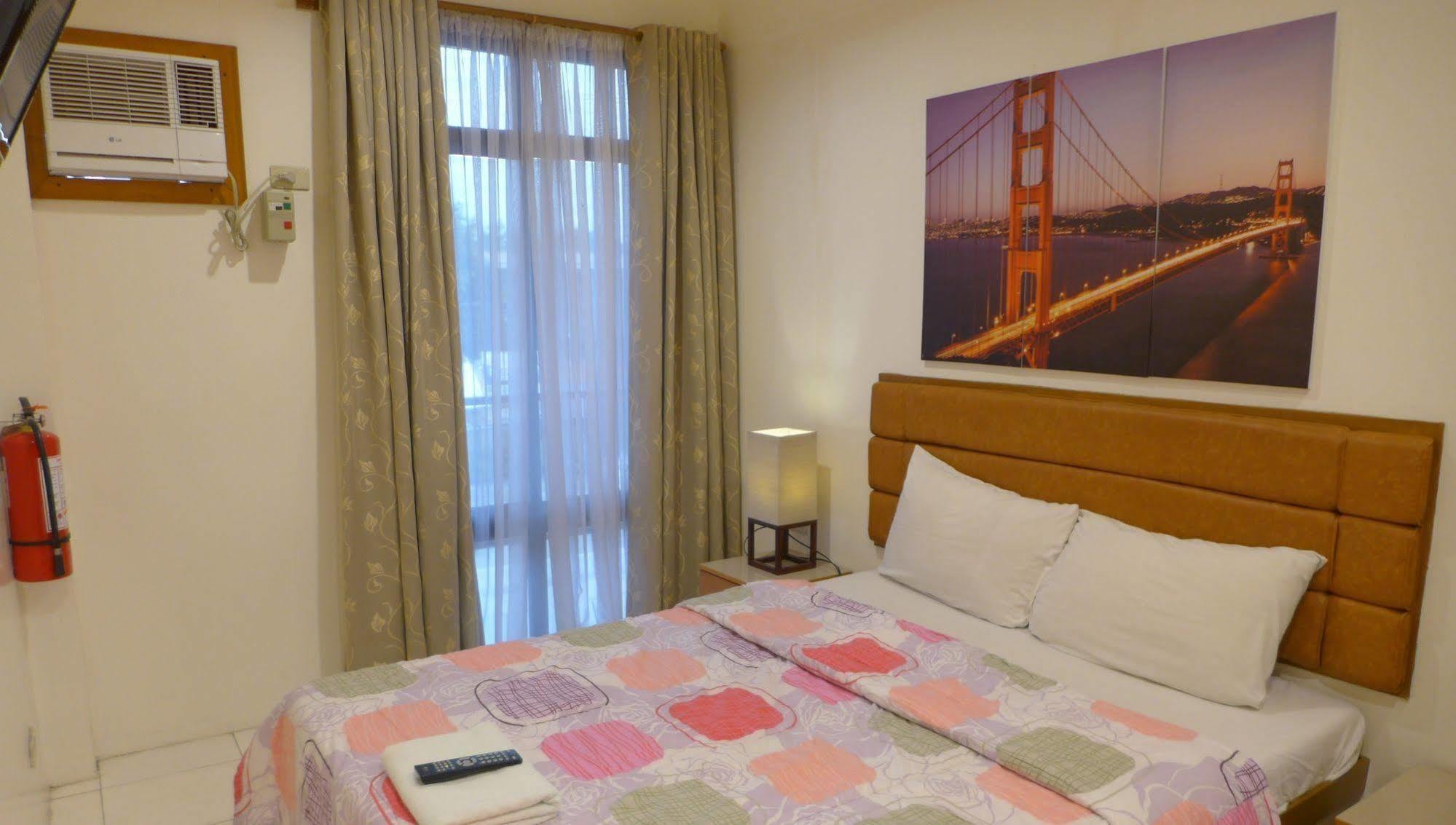 Rozen Suites Paradise General Santos City Buitenkant foto