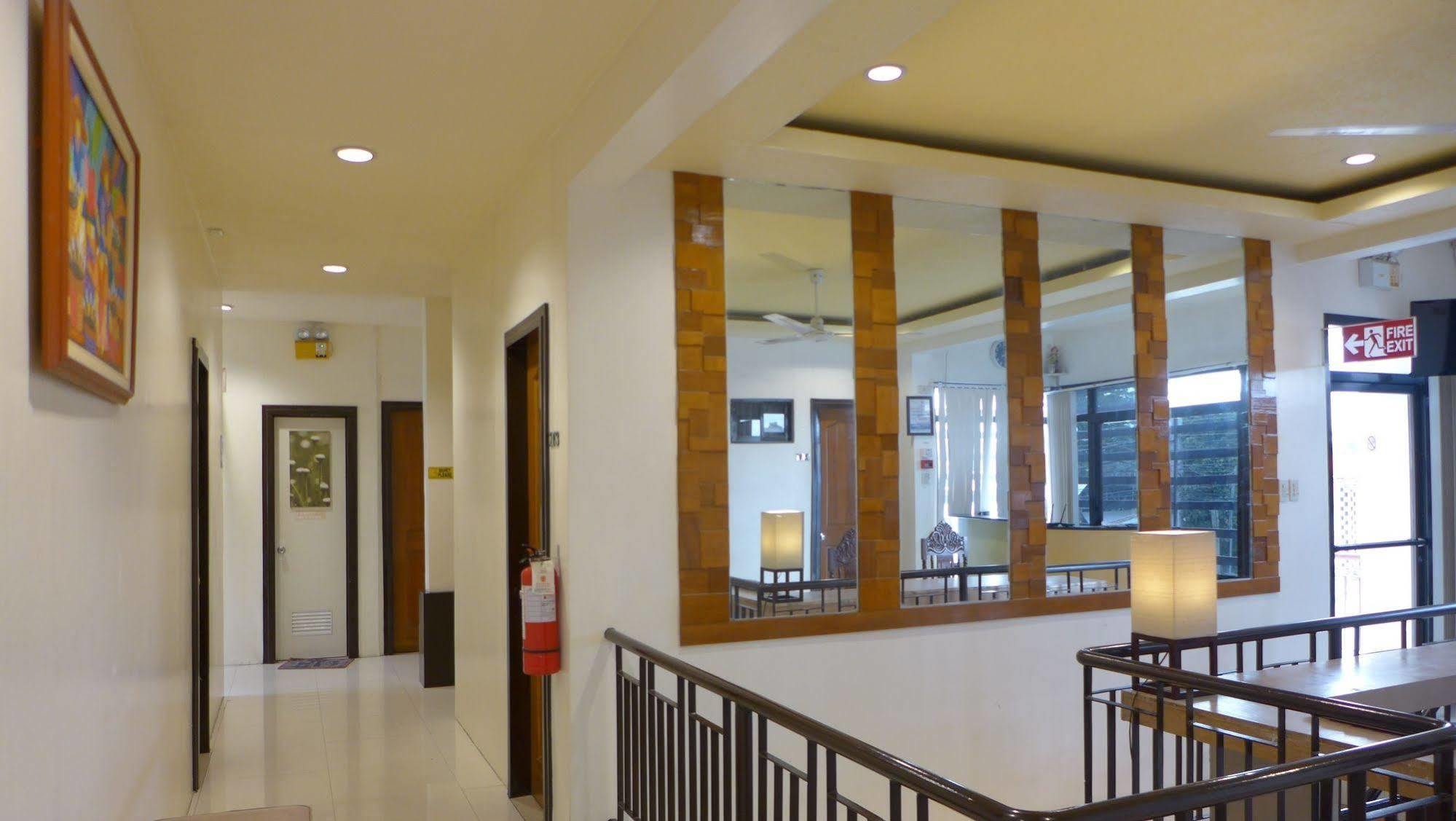 Rozen Suites Paradise General Santos City Buitenkant foto